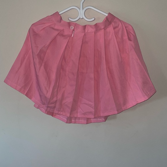 Pink flowy mini skirt - Picture 2 of 2